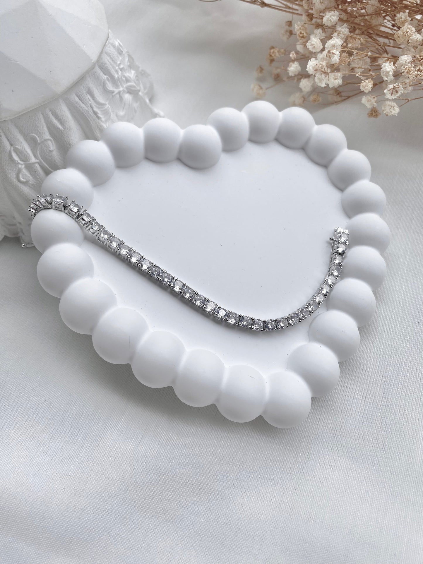 HOT π₯ S925 4mm Tennis Bracelet in Silver (15cm & Below)